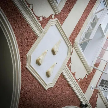 U Tri Hrusek & Apartmanhotel