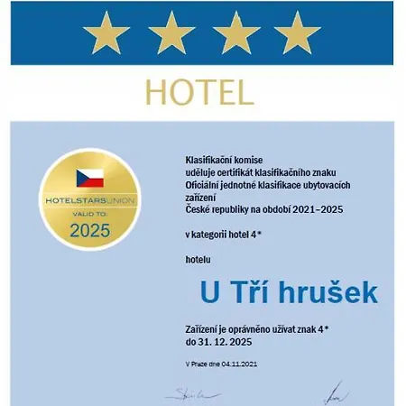 Ξενοδοχείο με διαμερίσματα U Tri Hrusek & 4*