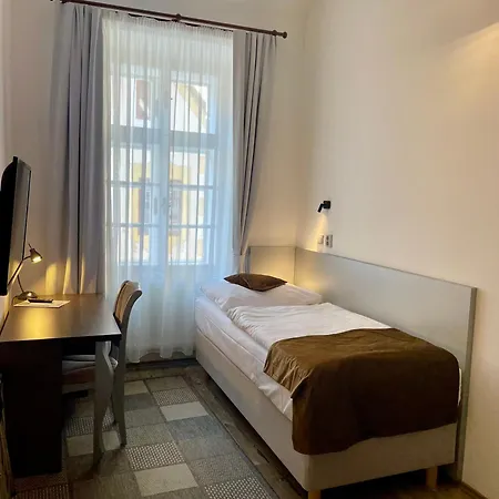 U Tri Hrusek & Apart Otel 4*
