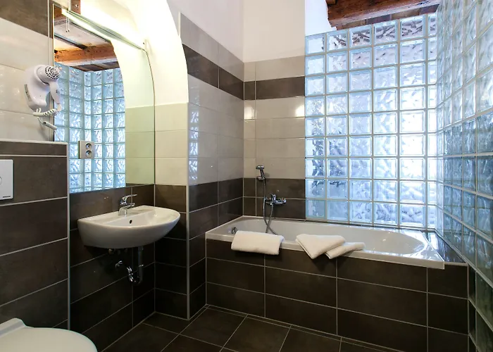 U Tri Hrusek & 4* Ceske Budejovice