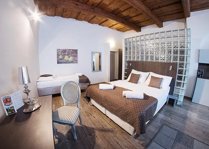 Aparthotel U Tri Hrusek & Ceske Budejovice