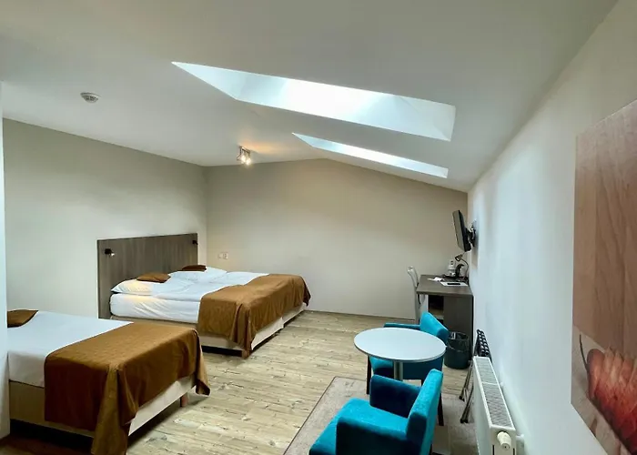 Aparthotel U Tri Hrusek & 4*
